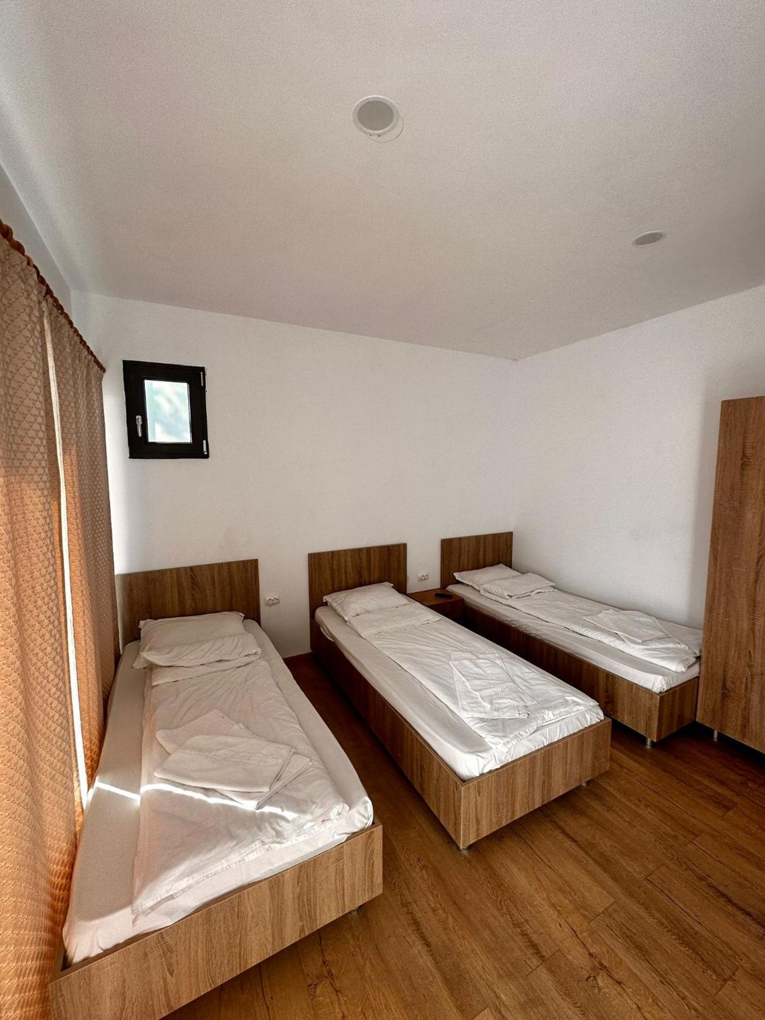 Complex Popas Pacurari Hotell Iasi Eksteriør bilde